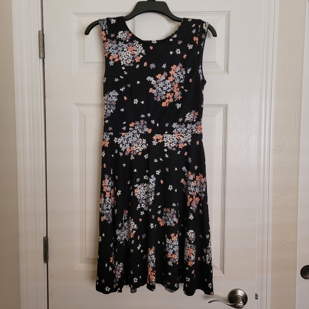 LIKE NEW! LOFT Dress! Size XS/S